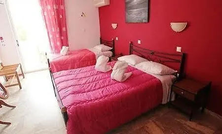 Triton & Hotel 3*